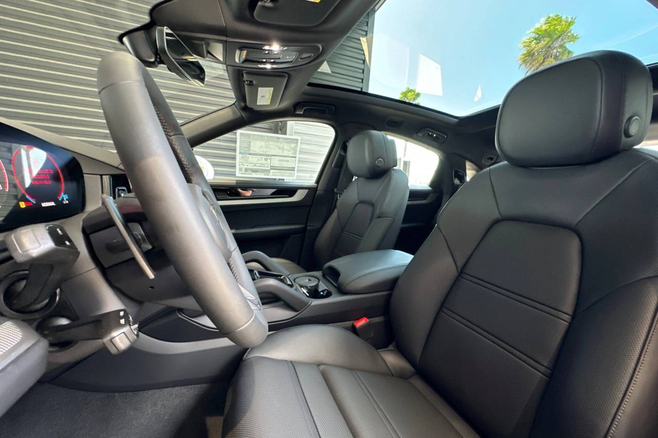 2025 Porsche Cayenne Coupe San Luis Obispo CA