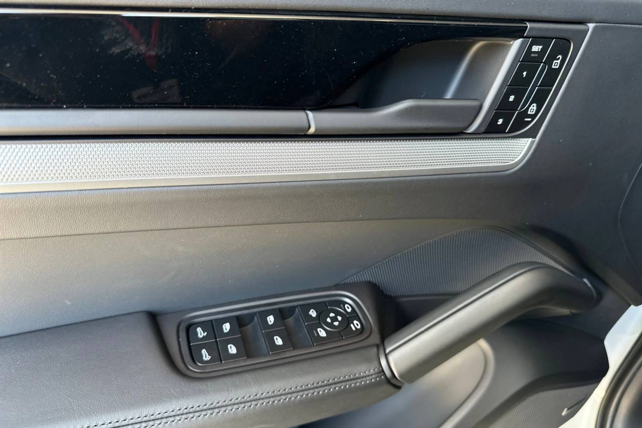 2025 Porsche Cayenne Coupe San Luis Obispo CA