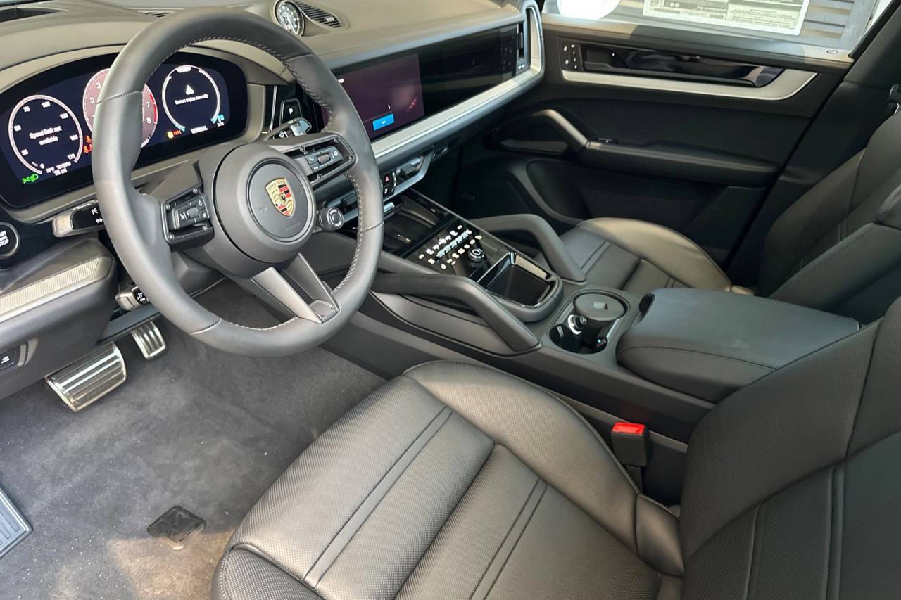 2025 Porsche Cayenne Coupe San Luis Obispo CA
