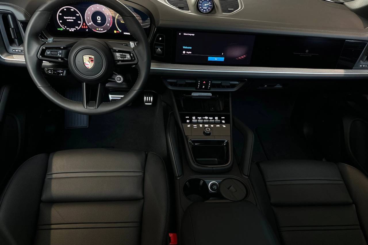 2025 Porsche Cayenne Coupe San Luis Obispo CA