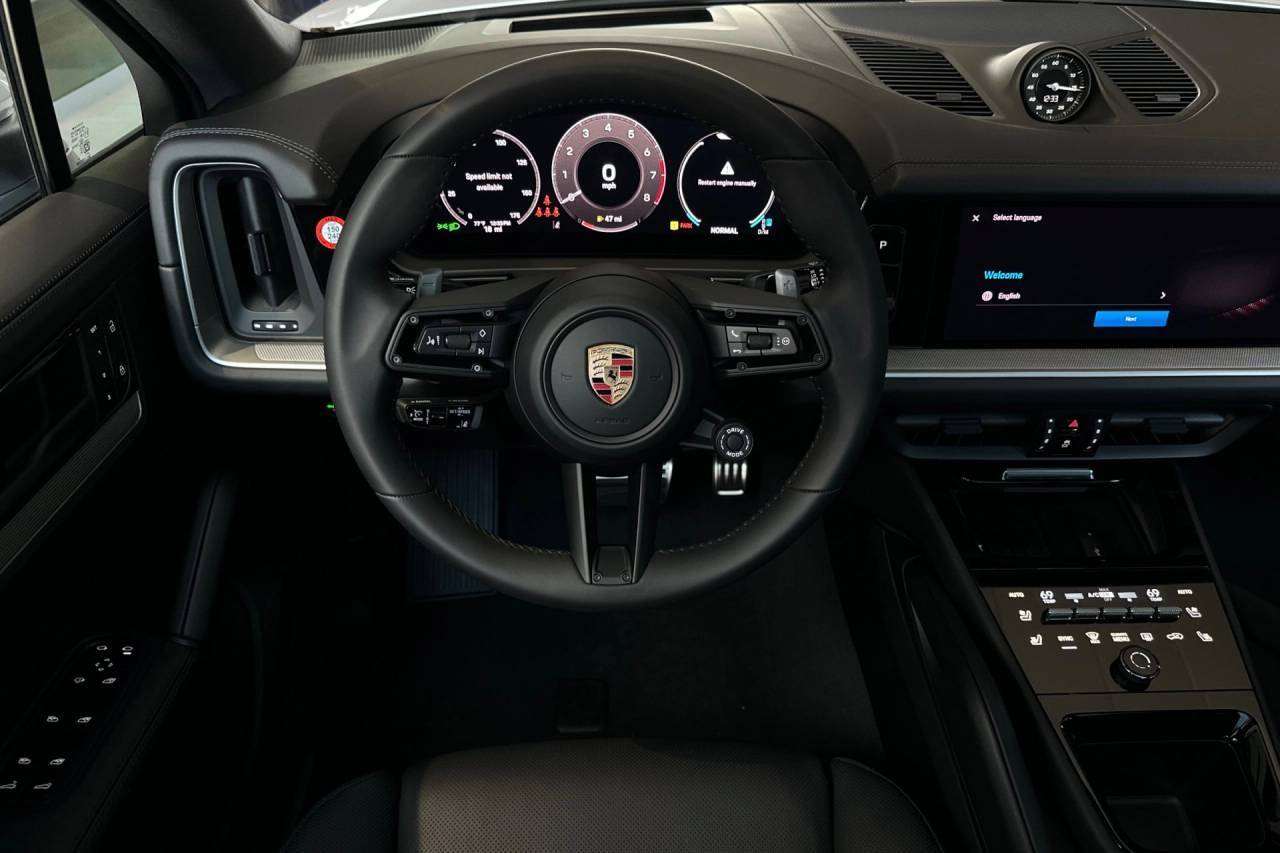 2025 Porsche Cayenne Coupe San Luis Obispo CA