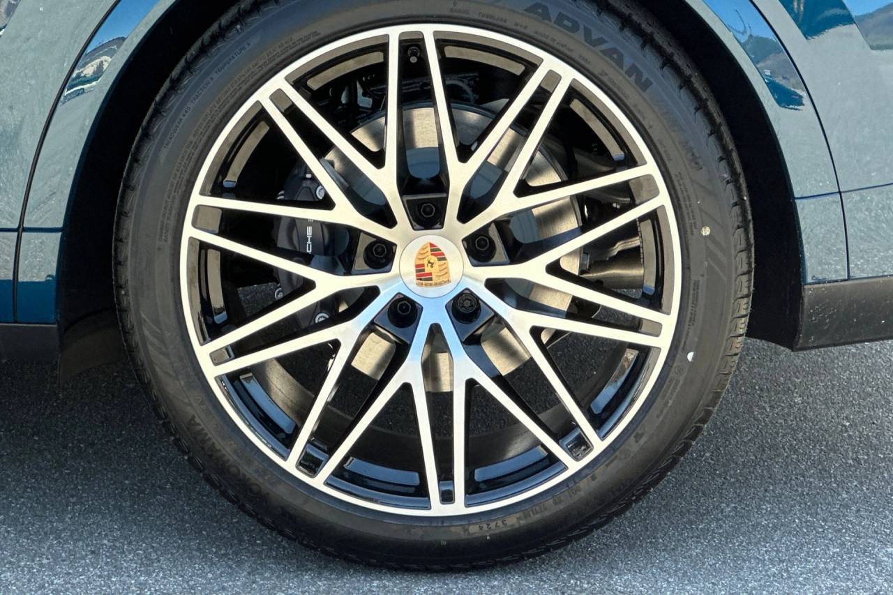 2025 Porsche Cayenne Coupe San Luis Obispo CA