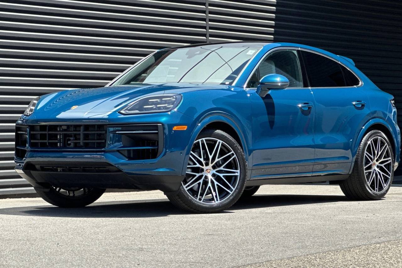 2025 Porsche Cayenne Coupe San Luis Obispo CA