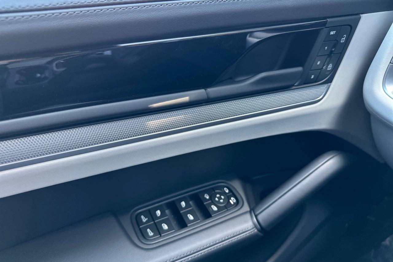 2025 Porsche Cayenne Coupe San Luis Obispo CA