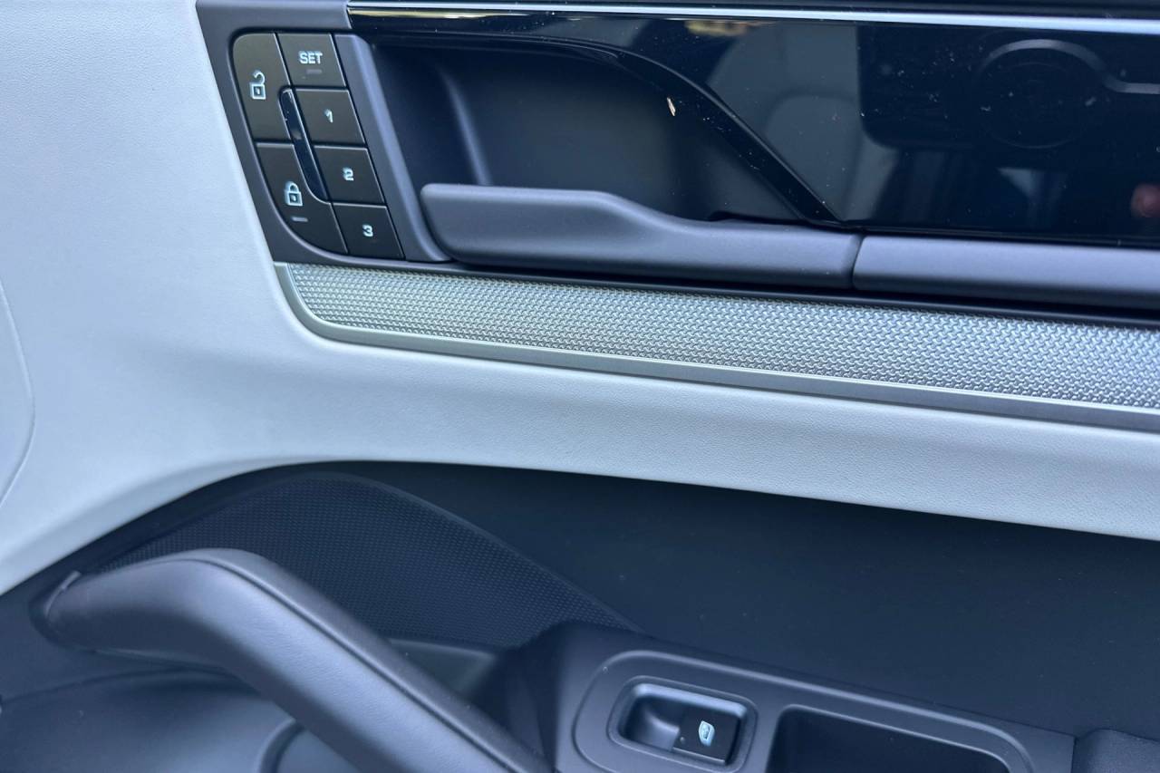 2025 Porsche Cayenne Coupe San Luis Obispo CA