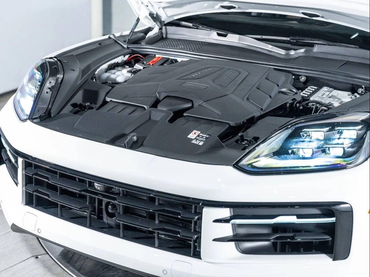 2025 Porsche Cayenne Coupe Santa Clarita CA