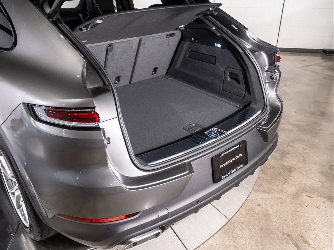2025 Porsche Cayenne Coupe Santa Clarita CA