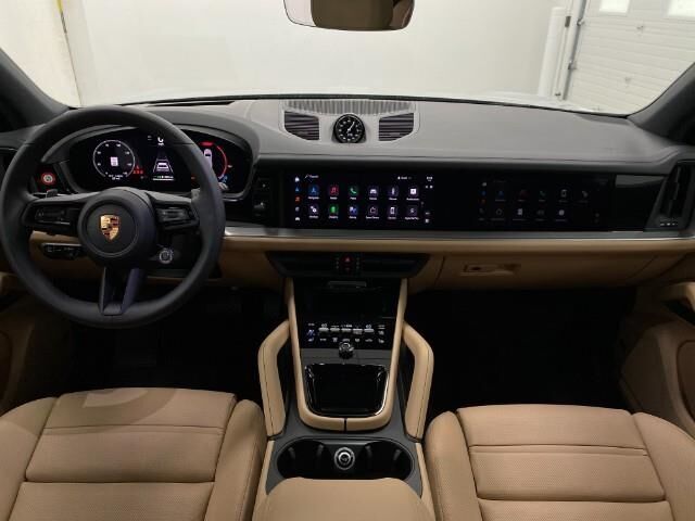2025 Porsche Cayenne E-Hybrid Appleton WI