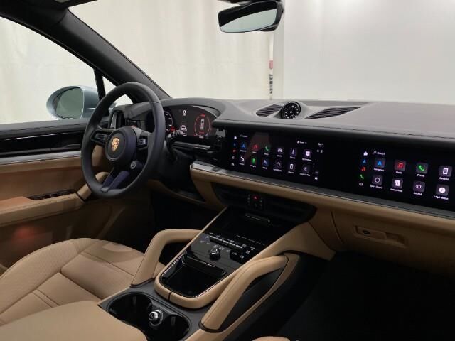 2025 Porsche Cayenne E-Hybrid Appleton WI