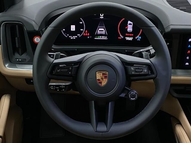 2025 Porsche Cayenne E-Hybrid Appleton WI