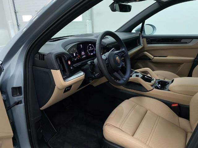 2025 Porsche Cayenne E-Hybrid Appleton WI