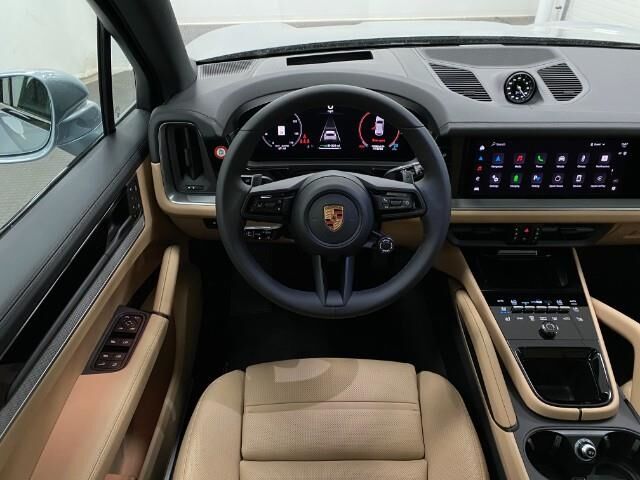 2025 Porsche Cayenne E-Hybrid Appleton WI