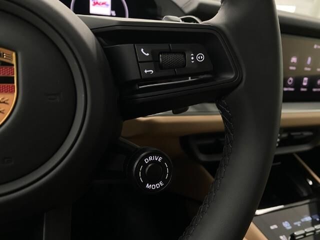 2025 Porsche Cayenne E-Hybrid Appleton WI