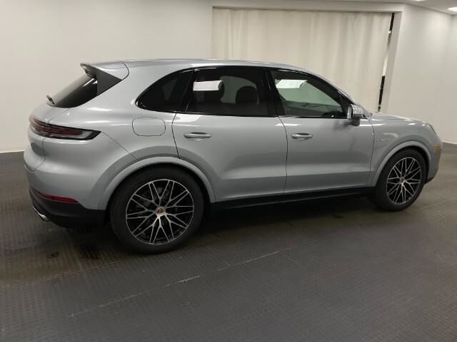 2025 Porsche Cayenne E-Hybrid Appleton WI