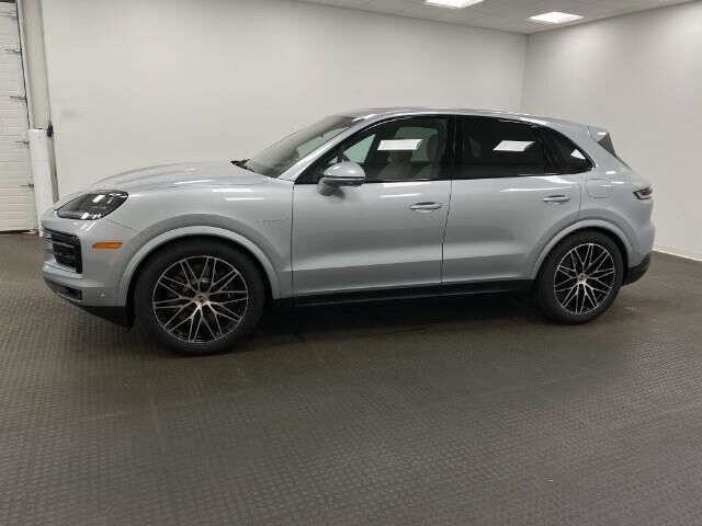 2025 Porsche Cayenne E-Hybrid Appleton WI