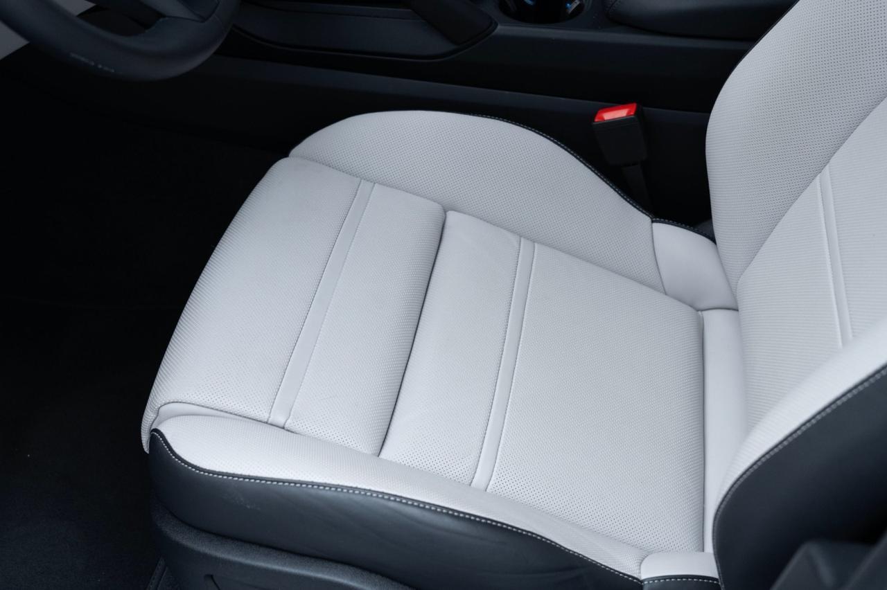 2025 Porsche Cayenne E-Hybrid Coupe Pompano Beach FL