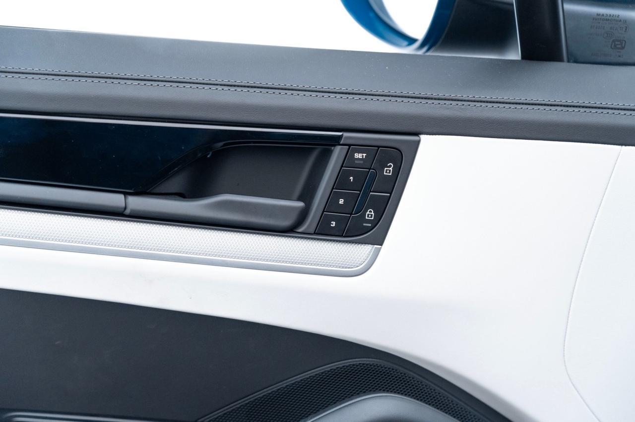 2025 Porsche Cayenne E-Hybrid Coupe Pompano Beach FL