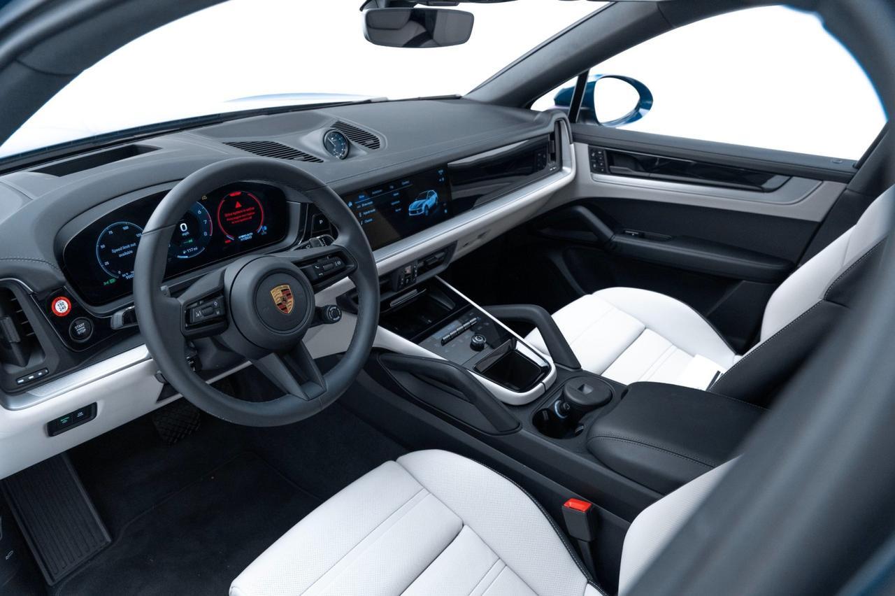 2025 Porsche Cayenne E-Hybrid Coupe Pompano Beach FL
