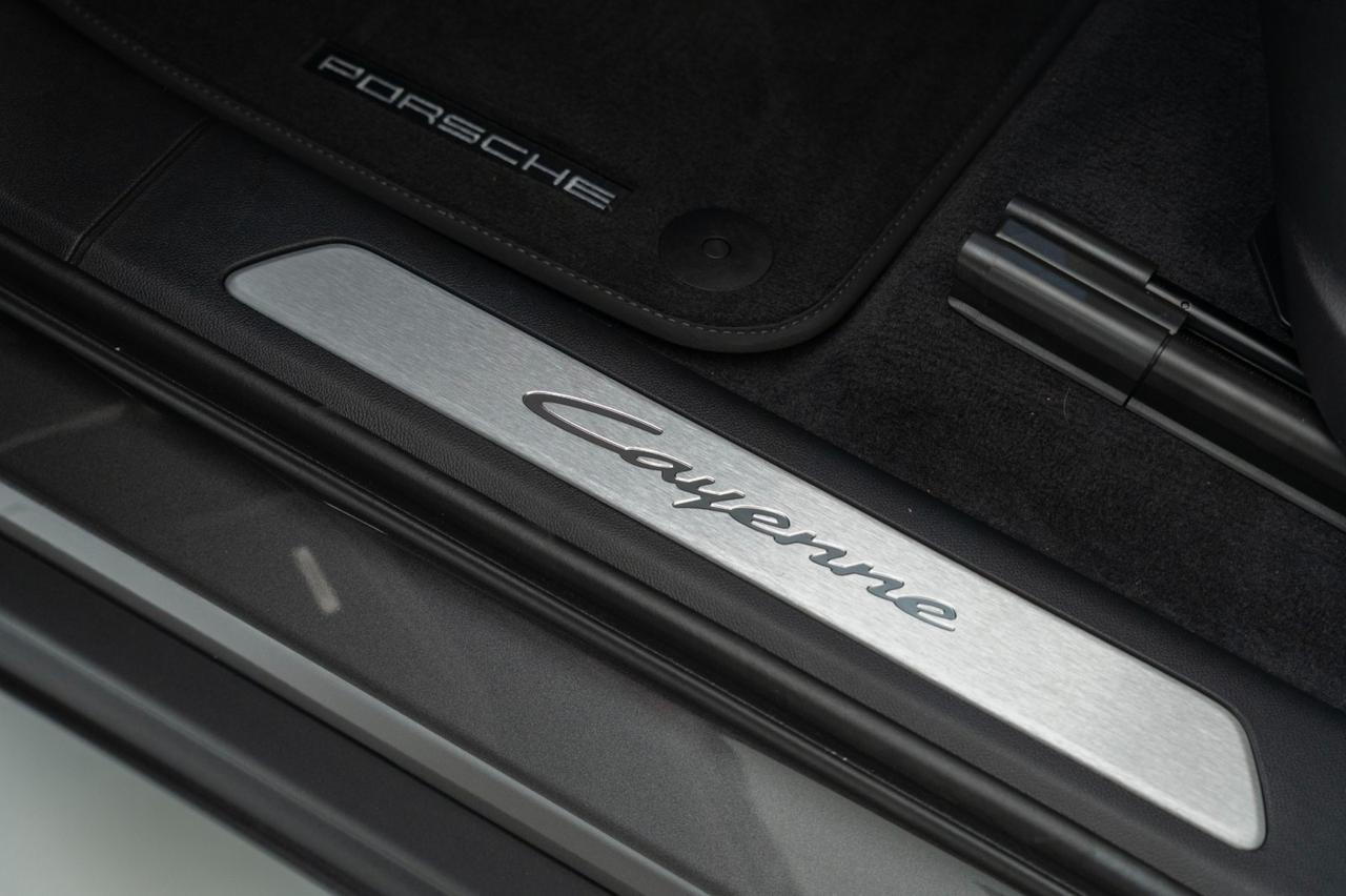 2025 Porsche Cayenne E-Hybrid Coupe Pompano Beach FL