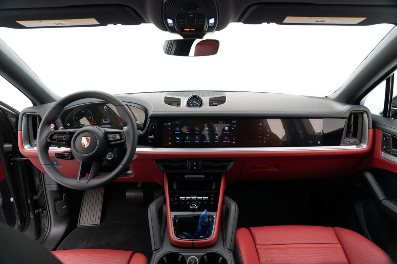 2025 Porsche Cayenne E-Hybrid Coupe Pompano Beach FL