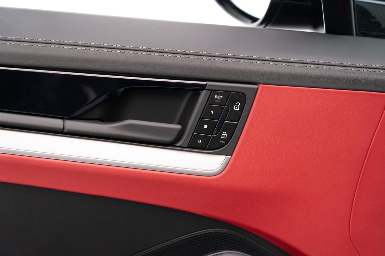 2025 Porsche Cayenne E-Hybrid Coupe Pompano Beach FL