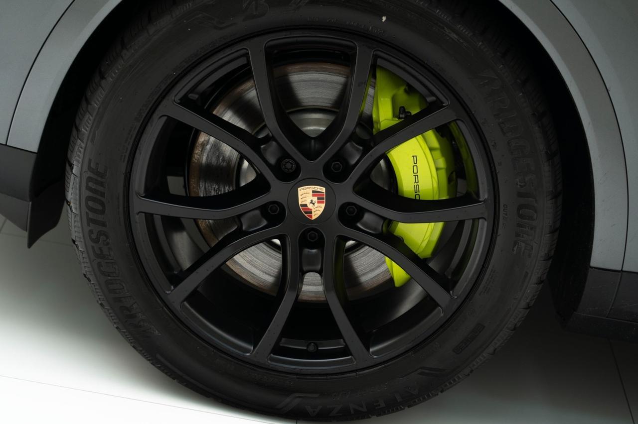 2025 Porsche Cayenne E-Hybrid Coupe Pompano Beach FL