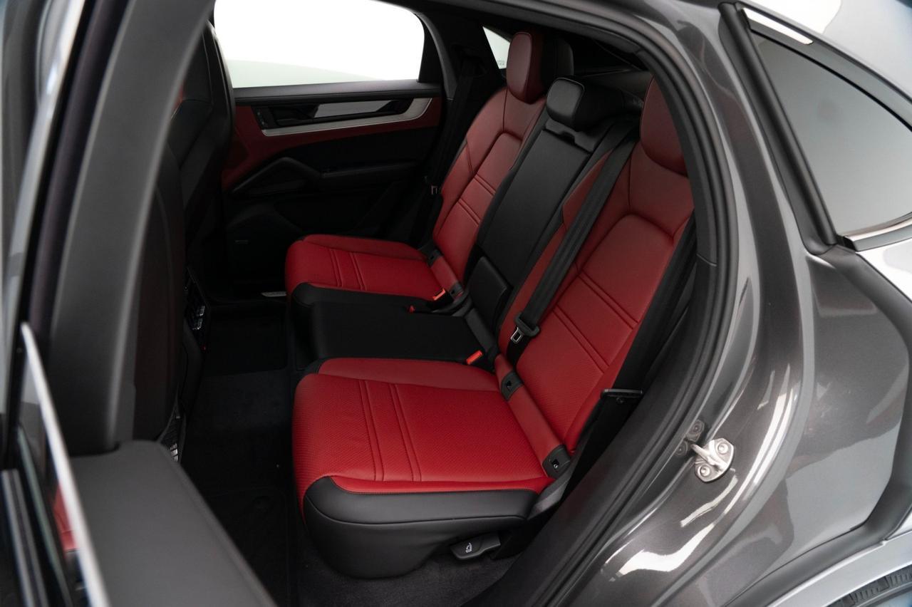 2025 Porsche Cayenne E-Hybrid Coupe Pompano Beach FL