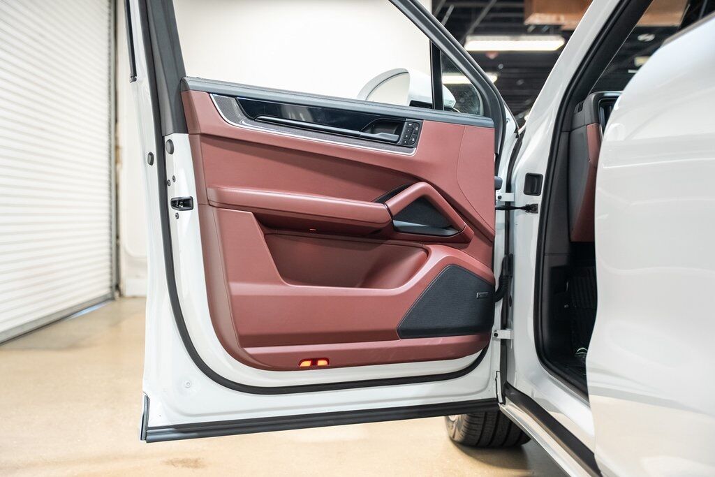 2025 Porsche Cayenne E-Hybrid Coupe Turbo Indianapolis IN