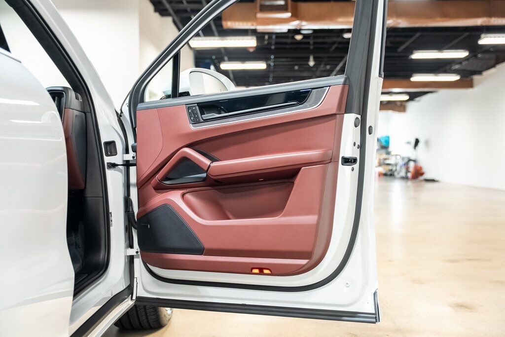 2025 Porsche Cayenne E-Hybrid Coupe Turbo Indianapolis IN