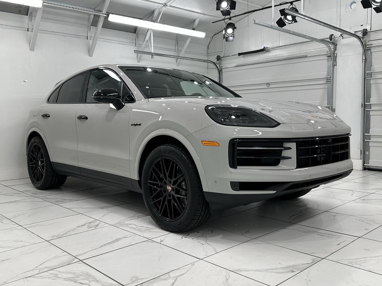 2025 Porsche Cayenne E-Hybrid Newark DE
