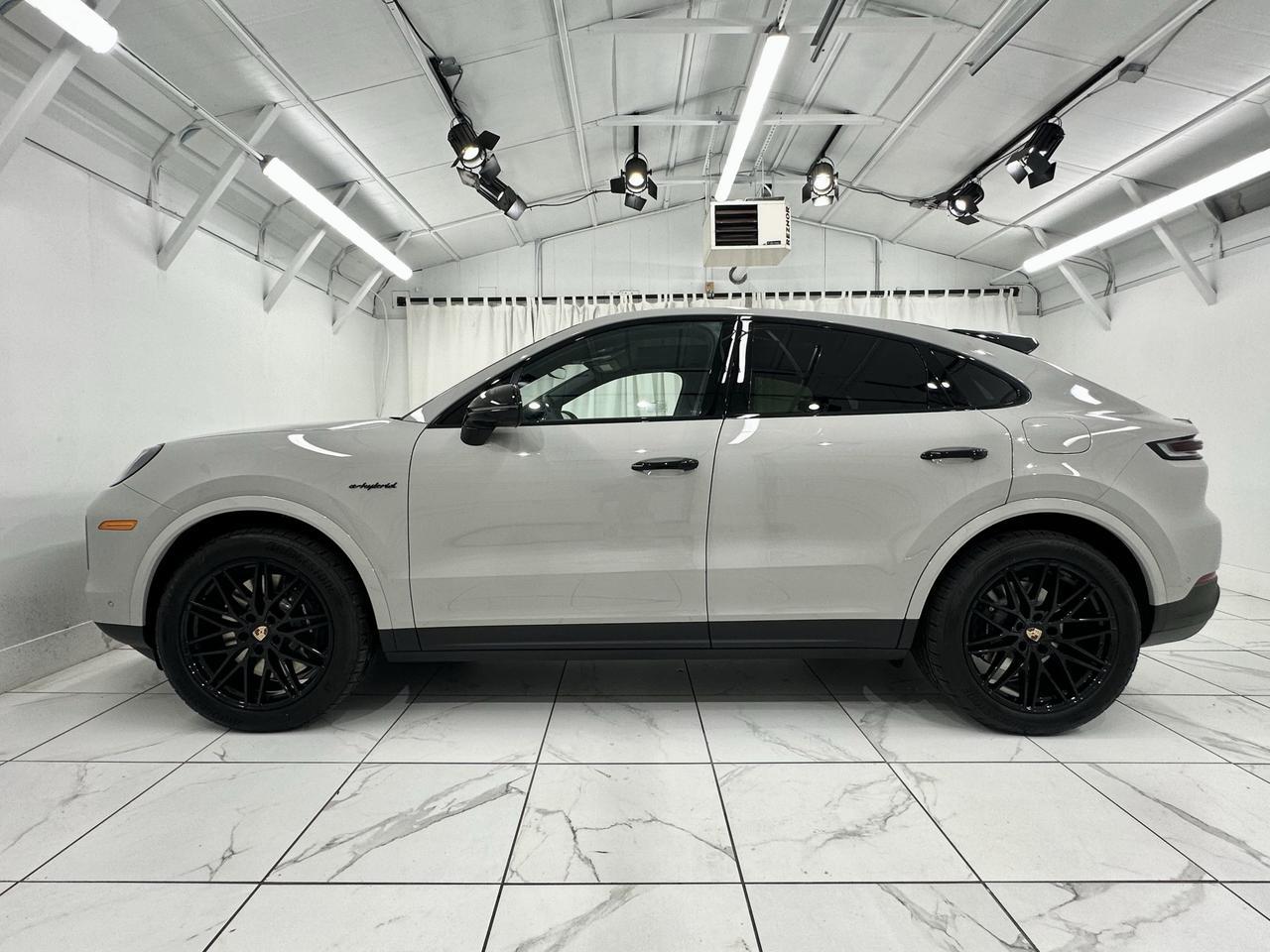 2025 Porsche Cayenne E-Hybrid Newark DE
