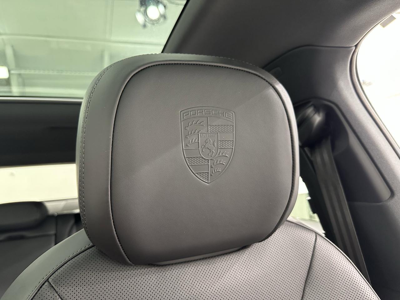 2025 Porsche Cayenne E-Hybrid Newark DE