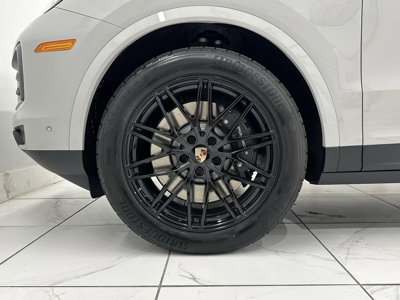 2025 Porsche Cayenne E-Hybrid Newark DE