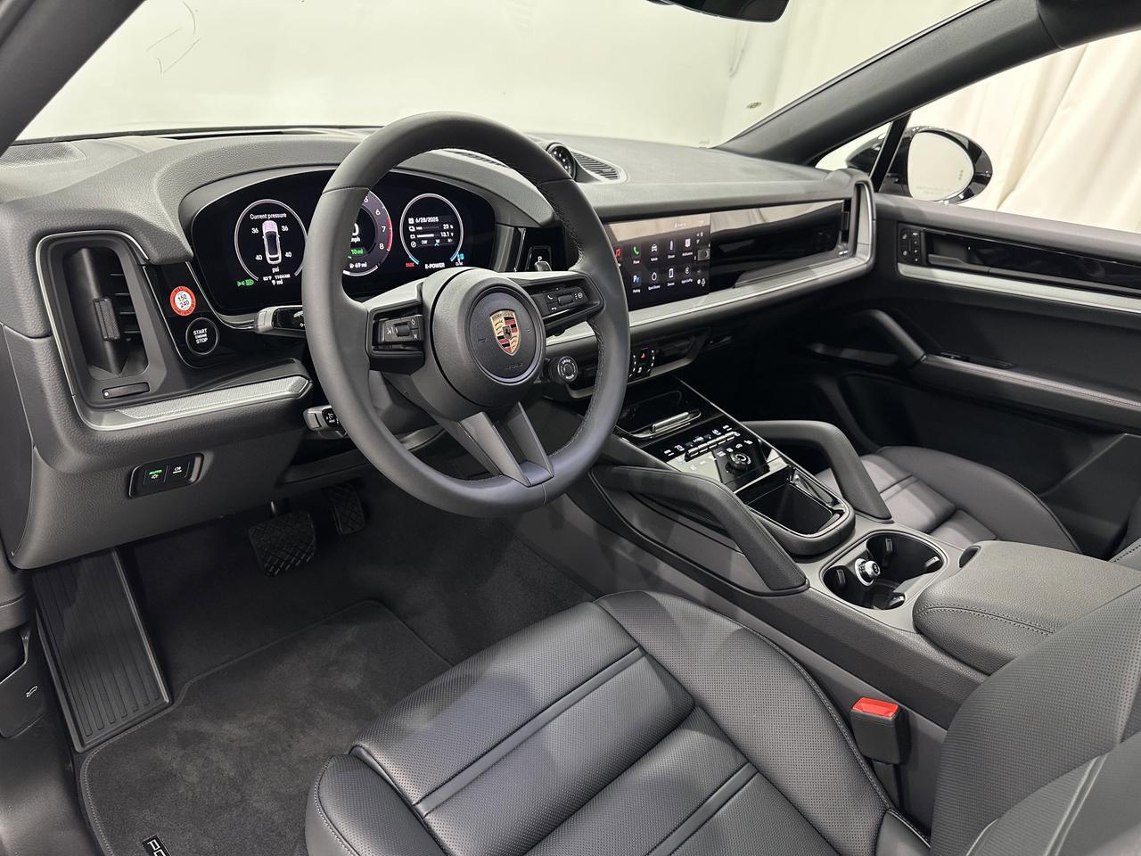 2025 Porsche Cayenne E-Hybrid Newark DE