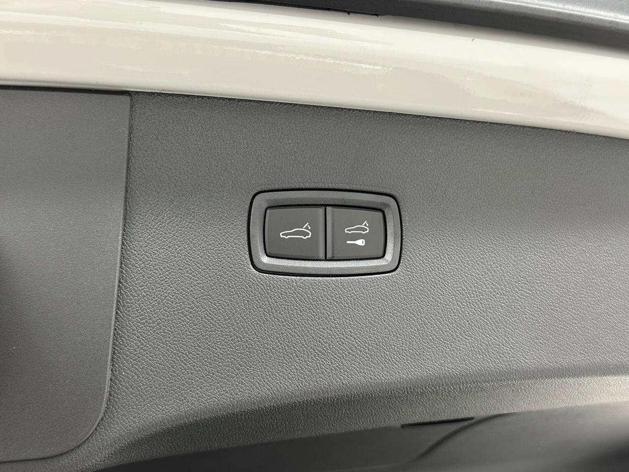 2025 Porsche Cayenne E-Hybrid Newark DE