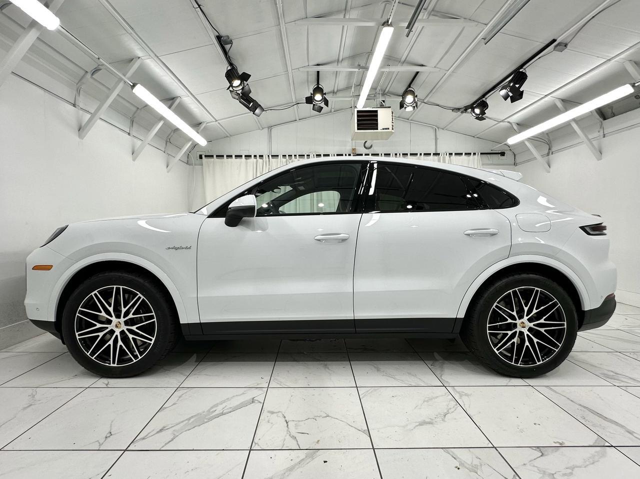 2025 Porsche Cayenne E-Hybrid Newark DE