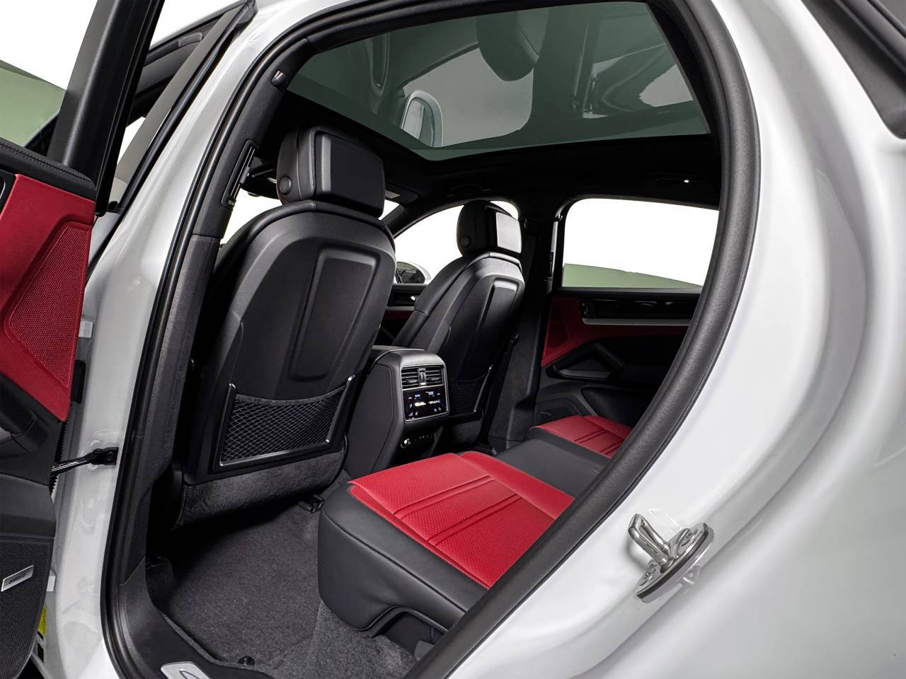 2025 Porsche Cayenne E-Hybrid Newark DE