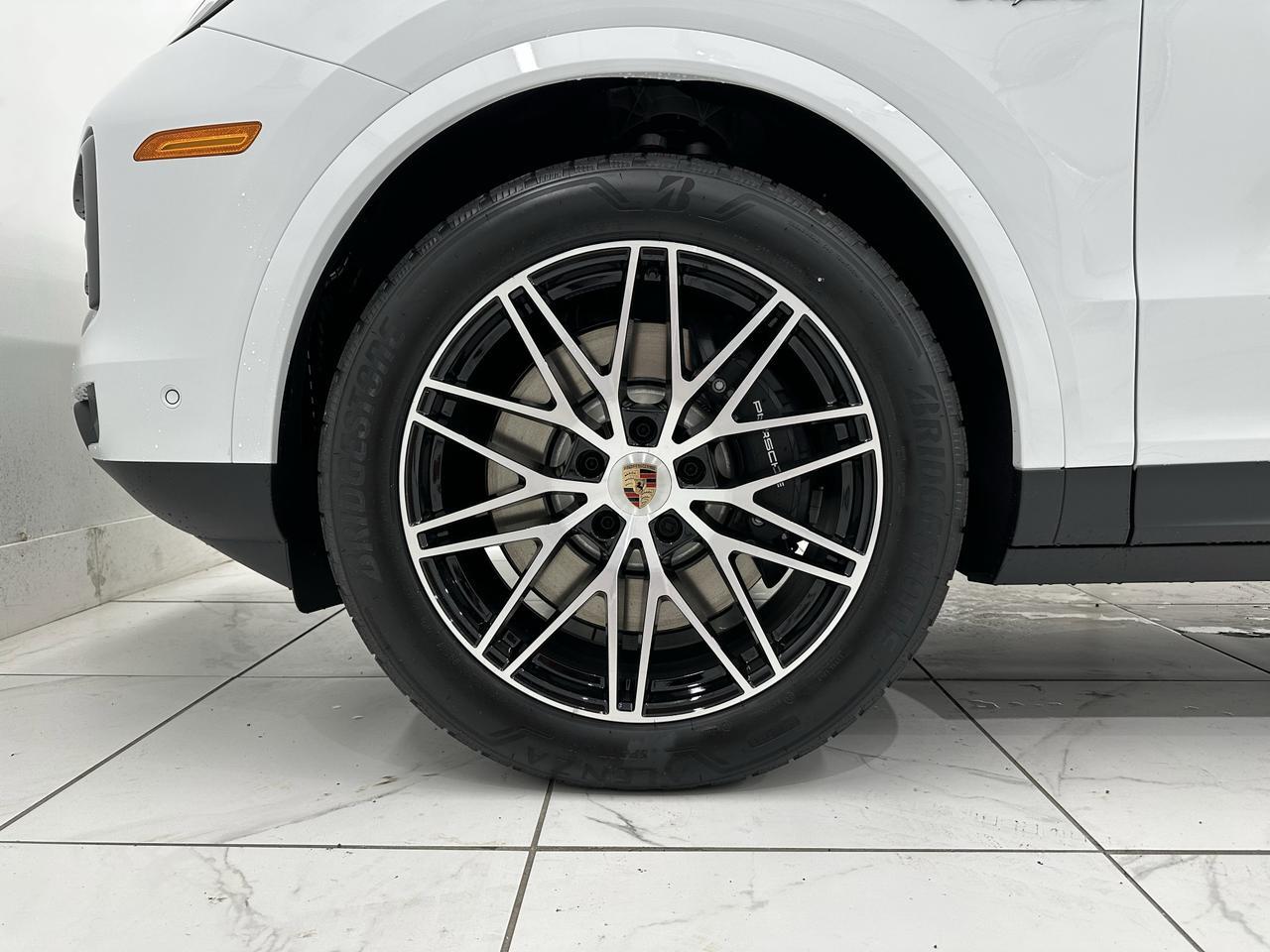 2025 Porsche Cayenne E-Hybrid Newark DE