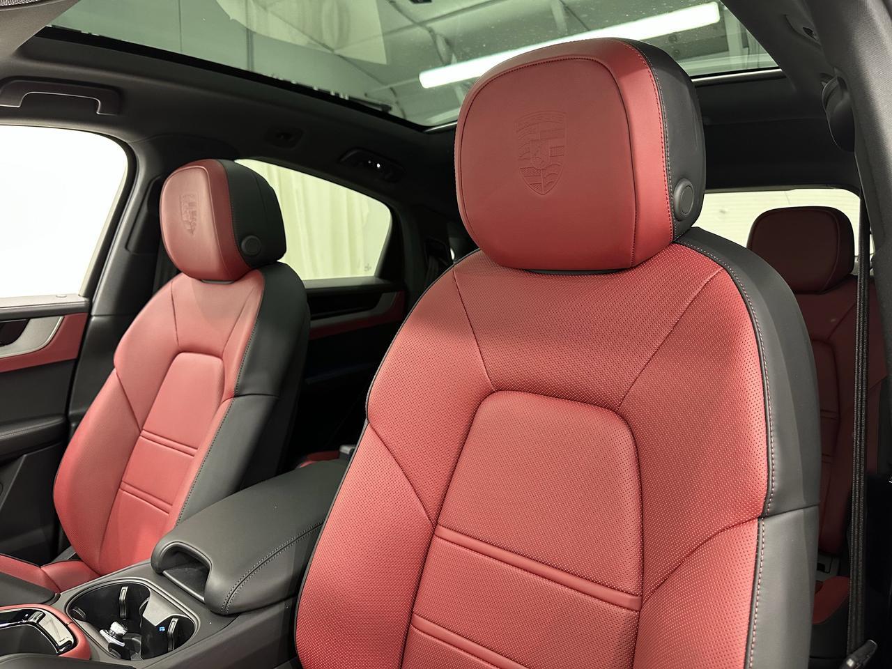 2025 Porsche Cayenne Coup E-Hybrid - Photo 33