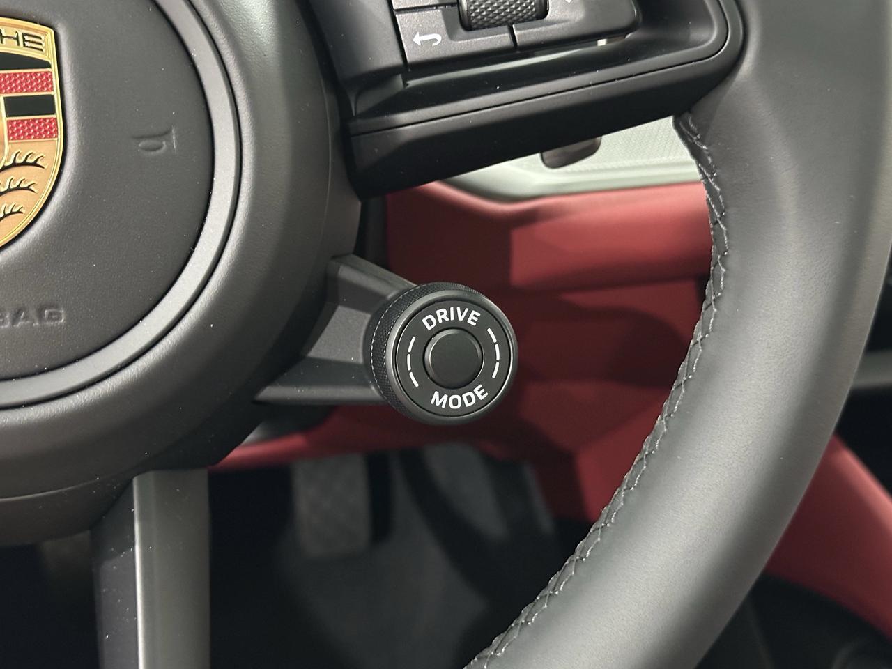 2025 Porsche Cayenne Coup E-Hybrid - Photo 50