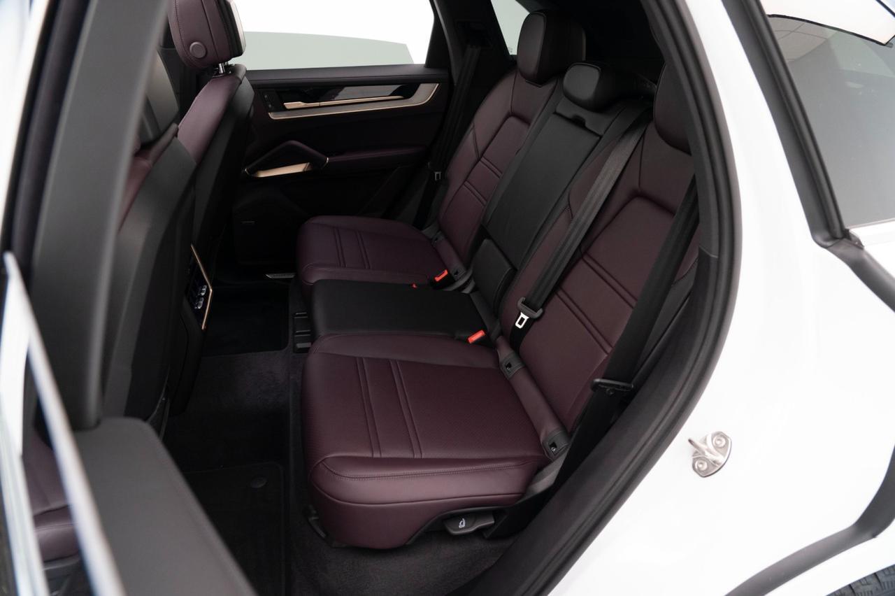 2025 Porsche Cayenne E-Hybrid Pompano Beach FL