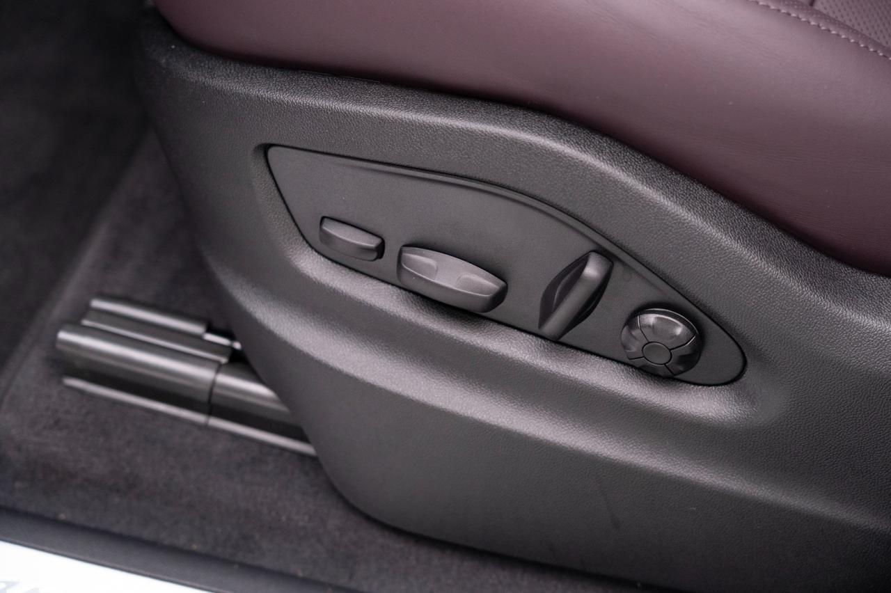 2025 Porsche Cayenne E-Hybrid Pompano Beach FL