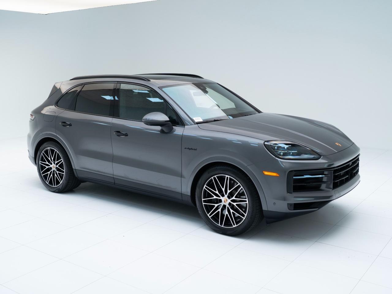 2025 Porsche Cayenne E-Hybrid Pompano Beach FL