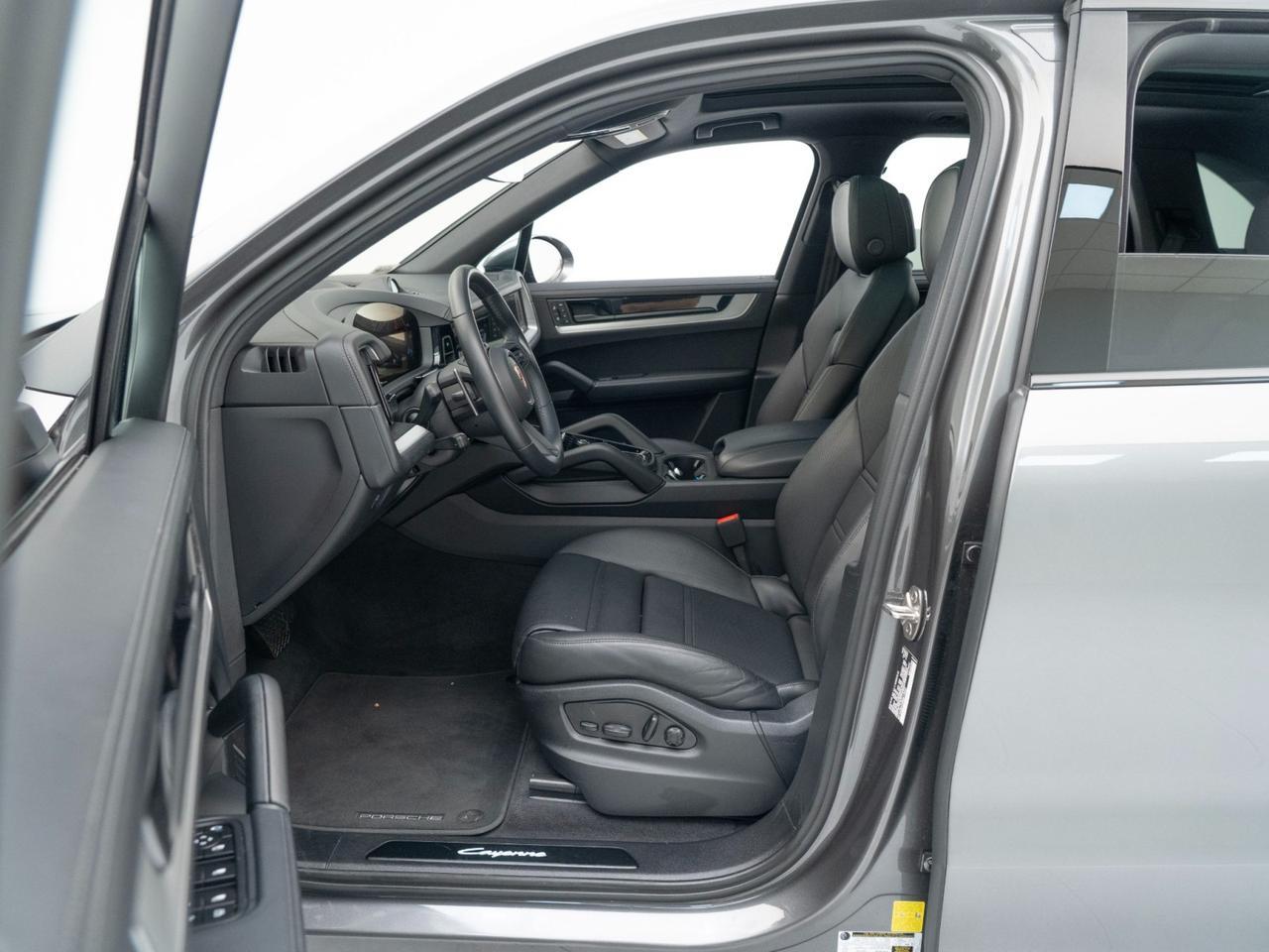2025 Porsche Cayenne E-Hybrid Pompano Beach FL