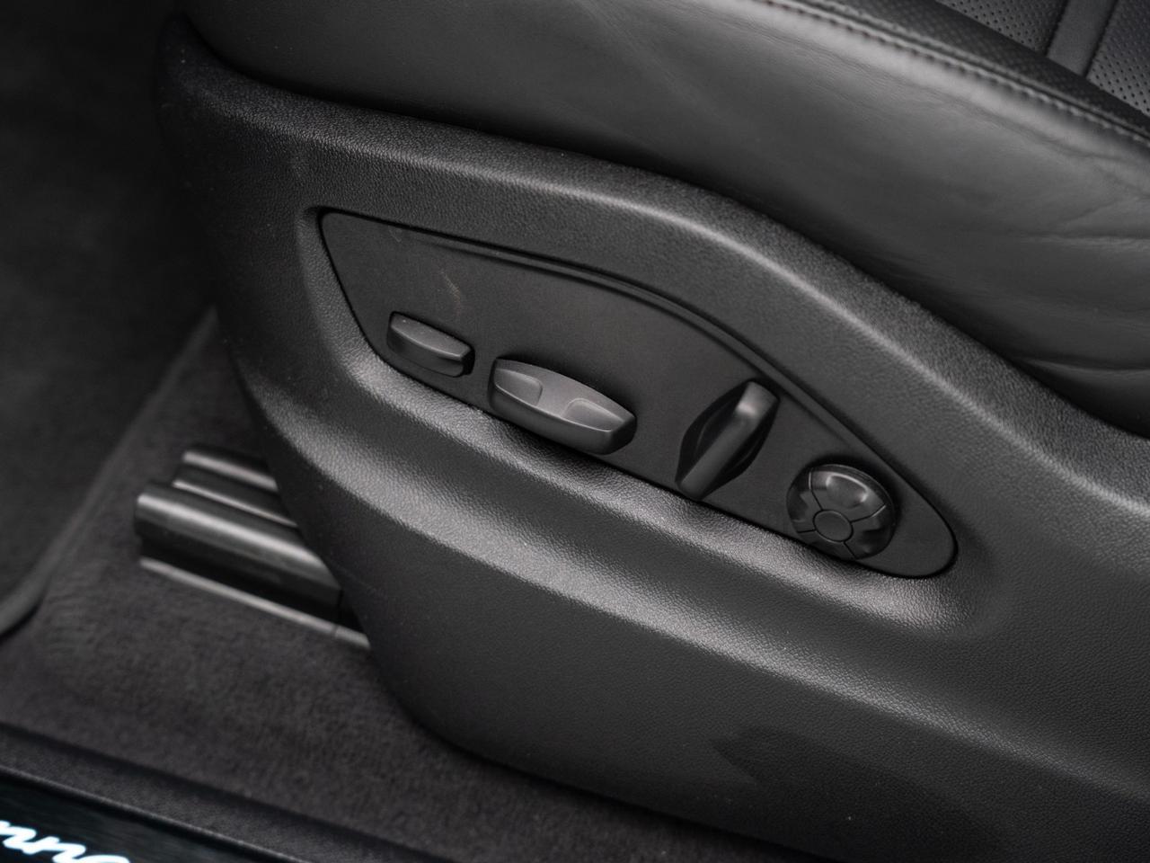 2025 Porsche Cayenne E-Hybrid Pompano Beach FL
