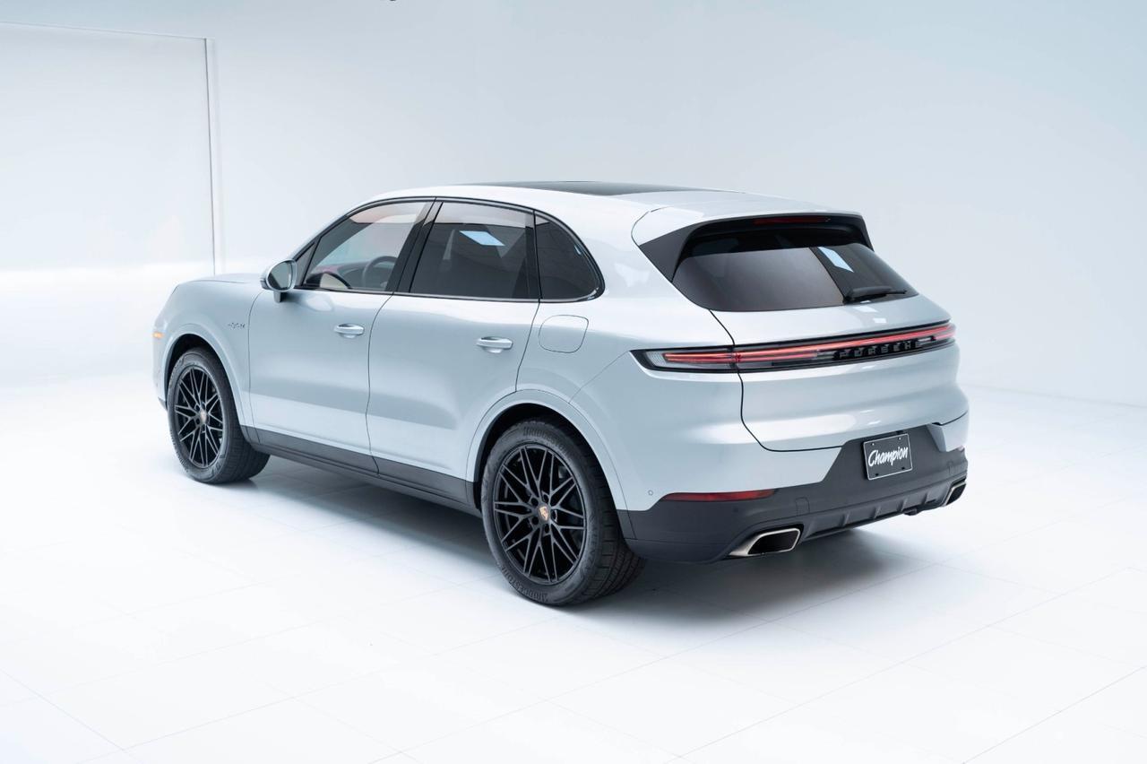 2025 Porsche Cayenne E-Hybrid Pompano Beach FL