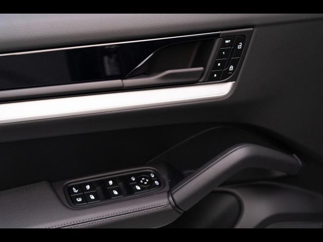 2025 Porsche Cayenne E-Hybrid Pompano Beach FL