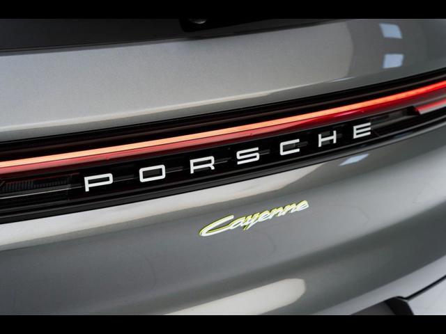 2025 Porsche Cayenne E-Hybrid Pompano Beach FL