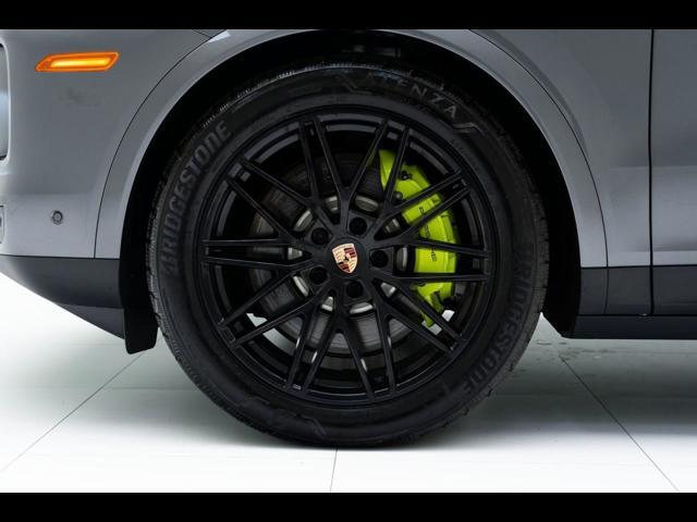 2025 Porsche Cayenne E-Hybrid Pompano Beach FL