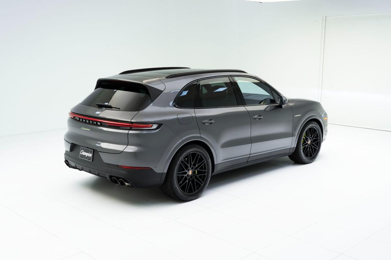 2025 Porsche Cayenne E-Hybrid Pompano Beach FL
